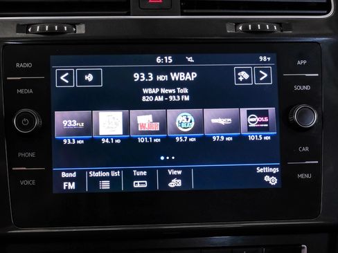 Used 2019 Volkswagen Golf SE FWD image 26