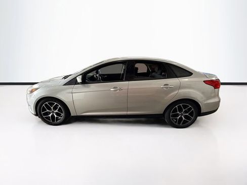 Used 2018 Ford Focus SEL FWD image 9