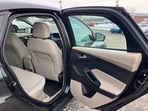 Used 2015 Ford Focus SE image 15