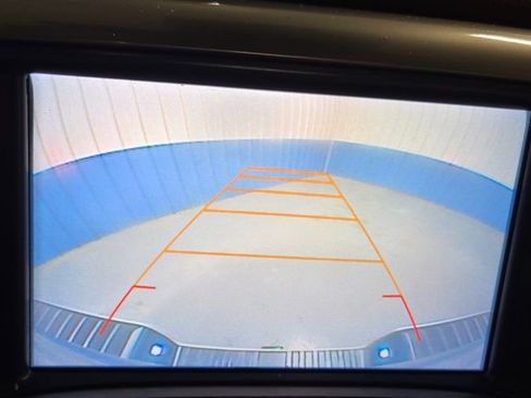 Used 2017 Chevrolet Silverado 1500 High Country image 32