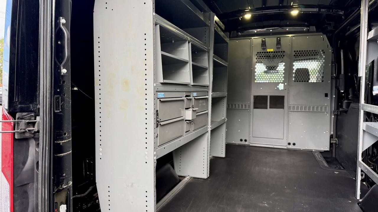 Used 2017 Ford Transit 250 148 Medium Roof RWD image 8
