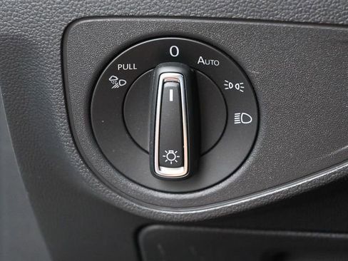 Used 2023 Volkswagen Atlas SE AWD/4WD image 15