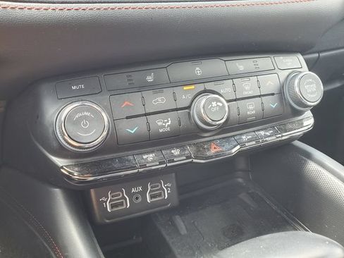 Certified 2023 Dodge Durango R/T w/ Blacktop Package AWD/4WD image 12