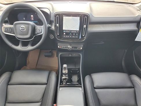 New 2026 Volvo XC40 B5 Plus w/ Protection Package Premier image 28