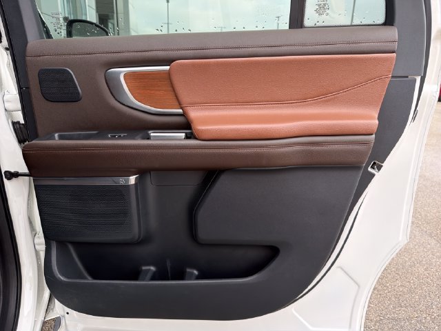 Used 2025 Ford Expedition Max King Ranch AWD/4WD image 31