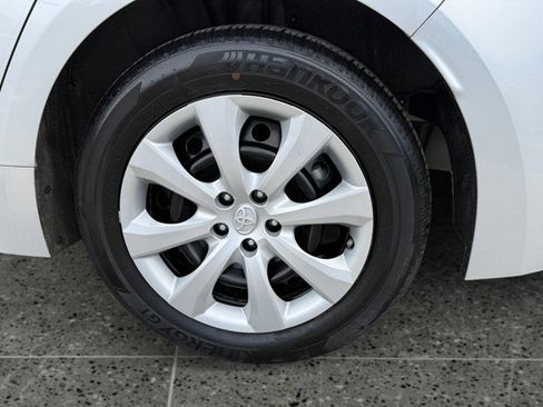 Used 2023 Toyota Corolla LE FWD image 10