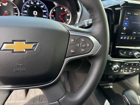 Used 2023 Chevrolet Traverse High Country AWD/4WD image 15