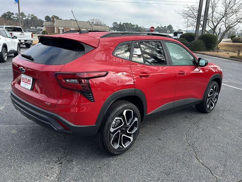 New 2026 Chevrolet Trax RS w/ Driver Confidence Package image 5