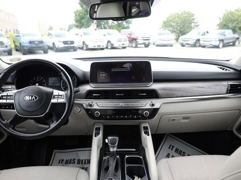 Used 2022 Kia Telluride EX w/ EX Premium Package image 14
