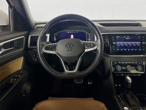 Used 2021 Volkswagen Atlas Cross Sport SEL Premium R-Line AWD/4WD image 26