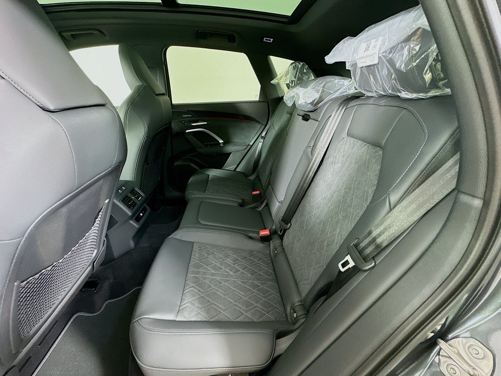 New 2026 Audi SQ5 Premium Plus AWD/4WD image 37