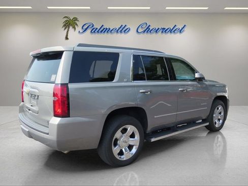 Used 2018 Chevrolet Tahoe LT w/ LT Signature Package AWD/4WD image 3