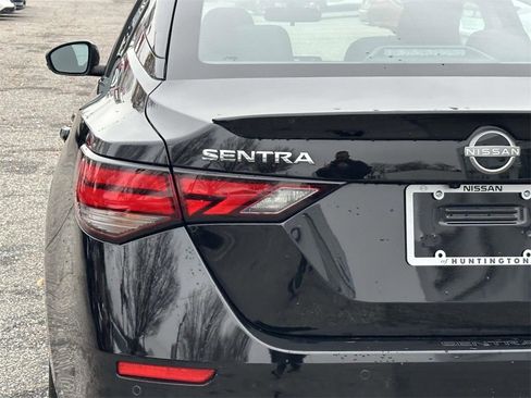 Certified 2025 Nissan Sentra SR image 12