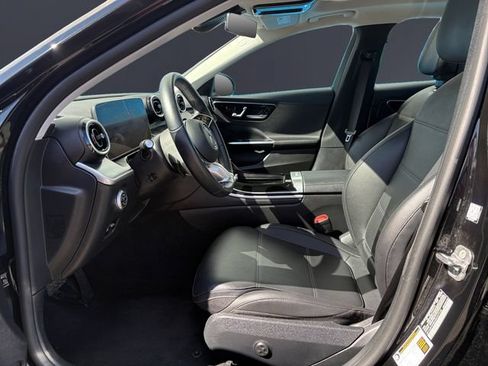 Used 2025 Mercedes-Benz C 300 4MATIC Sedan image 9