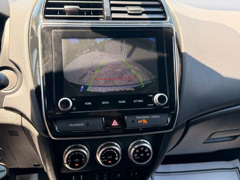 Used 2020 Mitsubishi Outlander Sport Black Edition FWD image 29