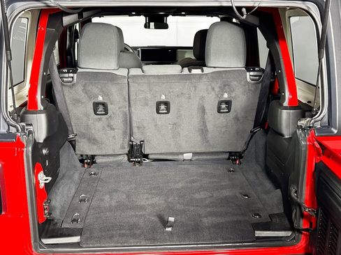 Certified 2024 Jeep Wrangler Sport S image 21