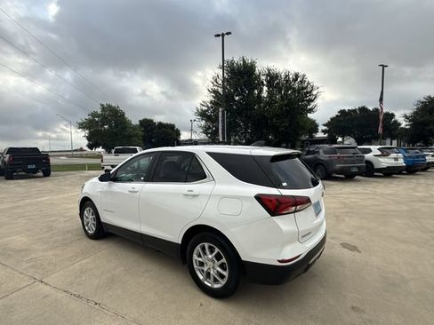 Certified 2024 Chevrolet Equinox LT FWD image 36