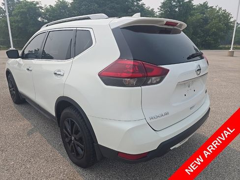 Used 2020 Nissan Rogue S FWD image 4
