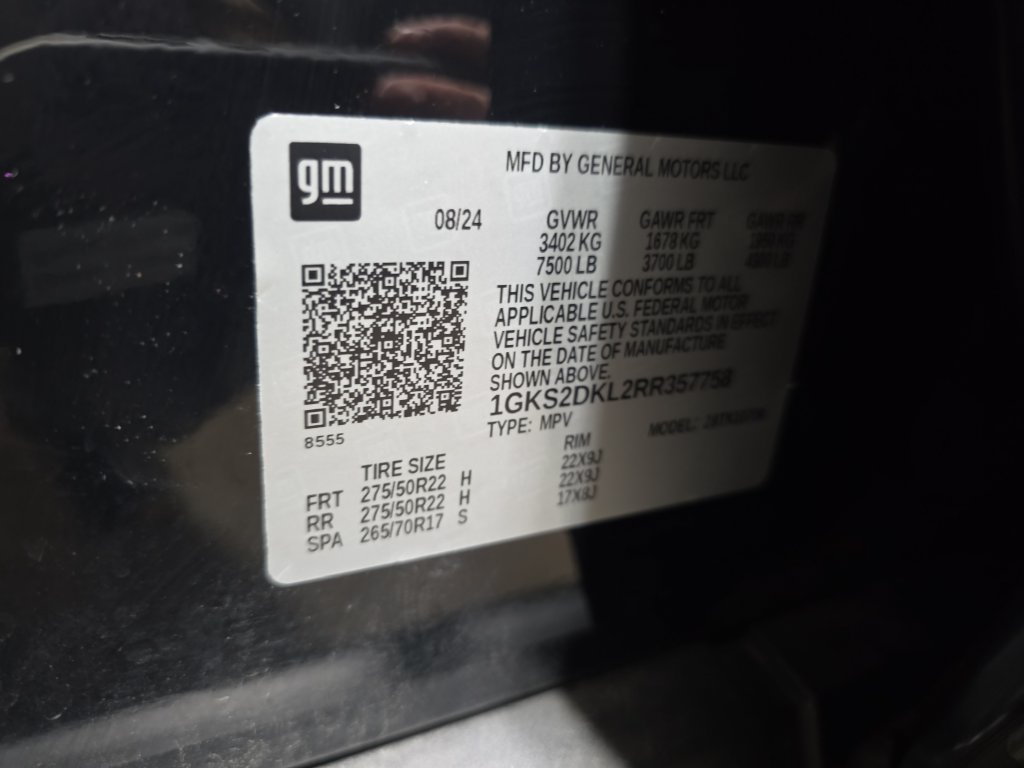 Used 2024 GMC Yukon Denali w/ Advanced Technology Package AWD/4WD image 35