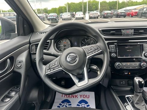 Used 2020 Nissan Rogue Sport S AWD/4WD image 18