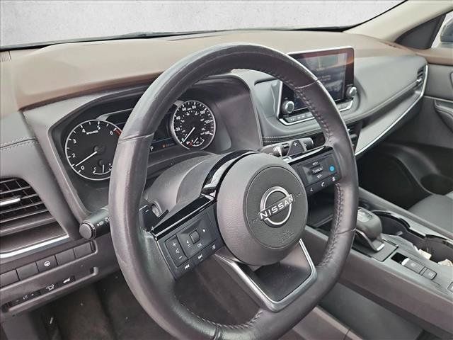 Used 2023 Nissan Rogue SV w/ SV Premium B Package FWD image 10