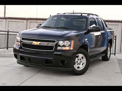 Used 2011 Chevrolet Avalanche LS