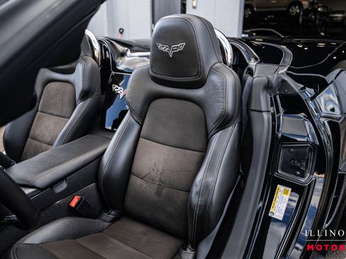 Used 2013 Chevrolet Corvette 427 w/ 1SC Preferred Equipment Group image 18