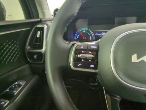 Used 2023 Kia Sorento EX image 27