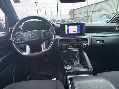 Used 2024 Toyota Tacoma SR5 image 9