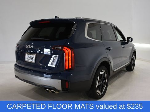 Used 2025 Kia Telluride S FWD image 4