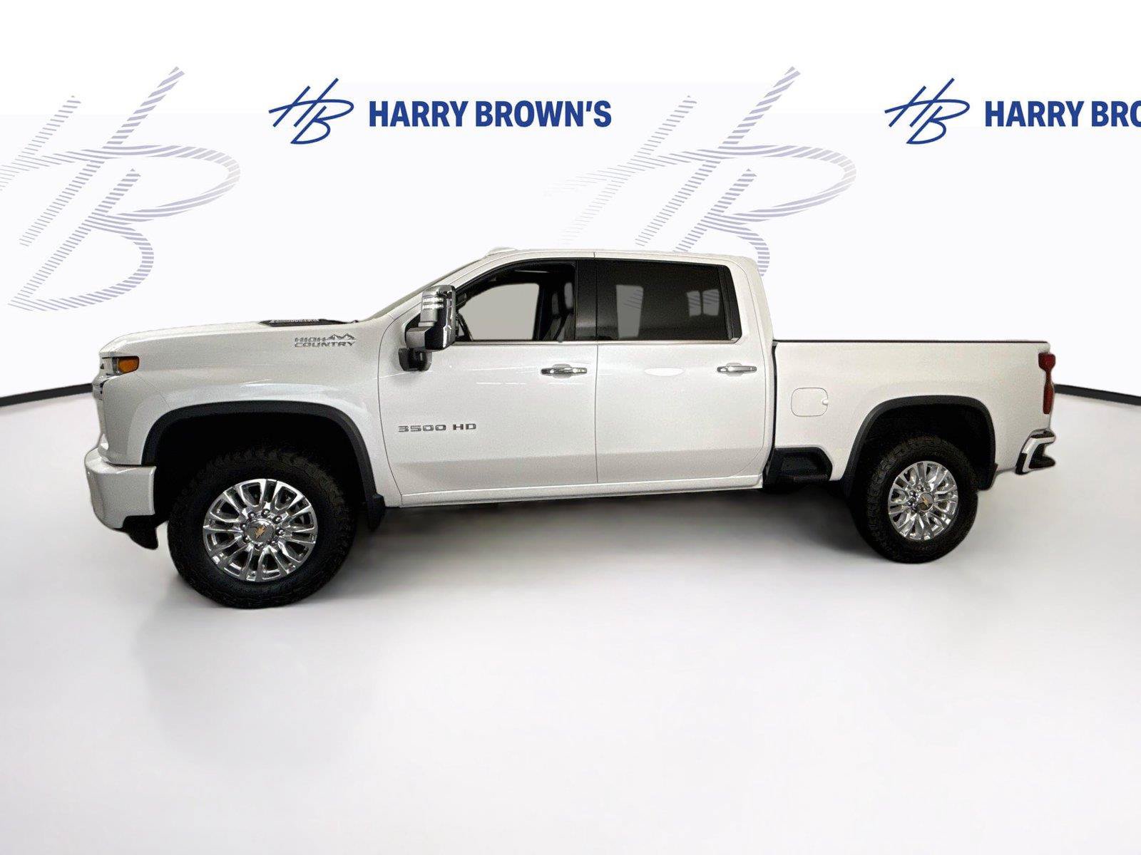 Used 2022 Chevrolet Silverado 3500 High Country w/ Safety Package II AWD/4WD image 29