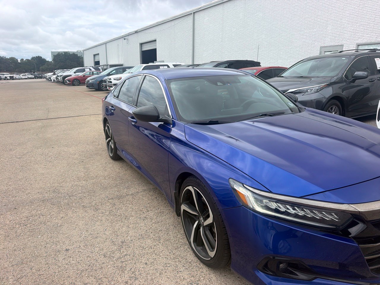 Used 2021 Honda Accord Sport Special Edition image 3