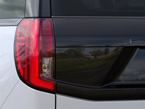 New 2027 Ford Expedition Platinum w/ Stealth Appearance Package AWD/4WD image 21