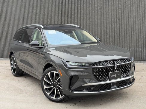 New 2026 Lincoln Nautilus Black Label image 8