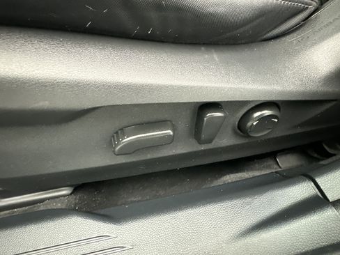 Used 2021 Subaru Outback Premium AWD/4WD image 13