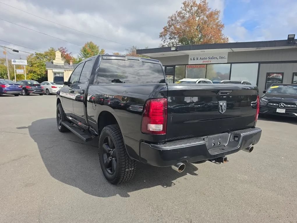 Used 2015 RAM 1500 Express w/ Black Ram 1500 Express Group AWD/4WD image 5