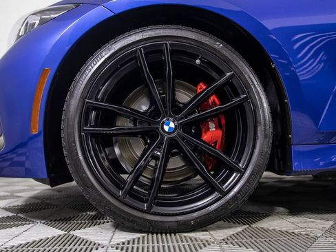 Used 2023 BMW 330i Sedan w/ M Sport Package RWD image 39