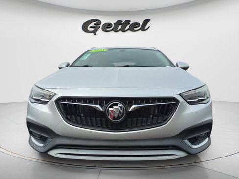 Used 2018 Buick Regal Preferred w/ Sights and Sounds Package image 8