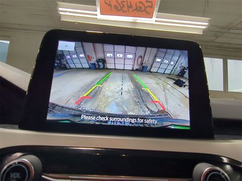 Used 2022 Ford Escape SE w/ Convenience Package image 32