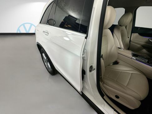 Used 2022 Mercedes-Benz GLC 300 image 27