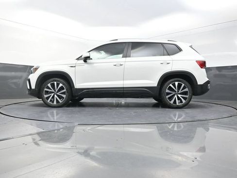 Used 2022 Volkswagen Taos SE AWD/4WD image 34