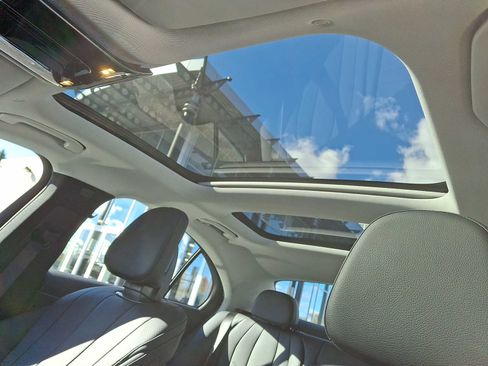 Used 2025 Mercedes-Benz E 350 4MATIC Sedan image 10