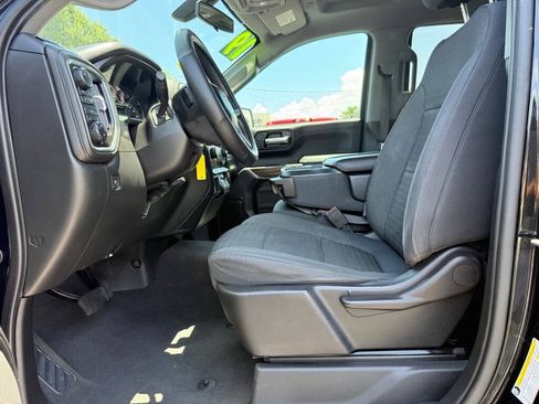 Used 2019 Chevrolet Silverado 1500 LT AWD/4WD image 9