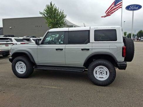 New 2026 Ford Bronco Heritage Edition AWD/4WD image 6