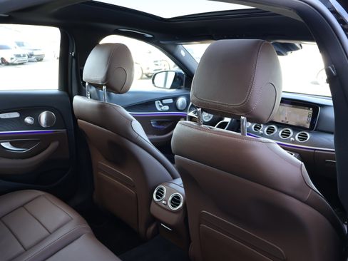 Used 2022 Mercedes-Benz E 450 4MATIC Sedan image 27