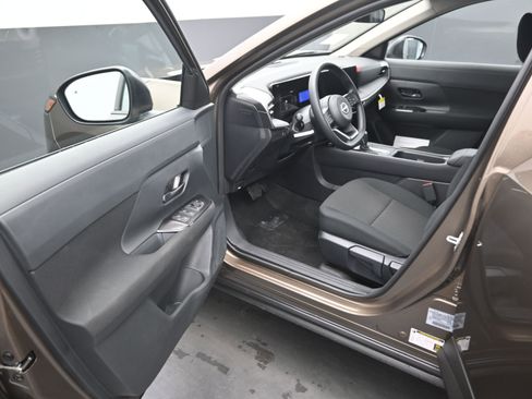 New 2026 Nissan Kicks S image 10