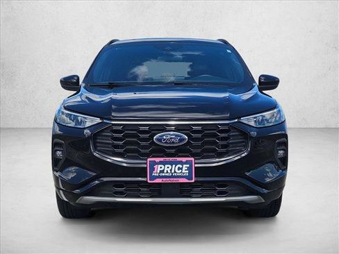 Used 2024 Ford Escape ST-Line Select w/ Tech Pack #1 AWD/4WD image 2