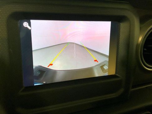 Used 2023 Jeep Gladiator Sport w/ Trailer Tow Package image 21