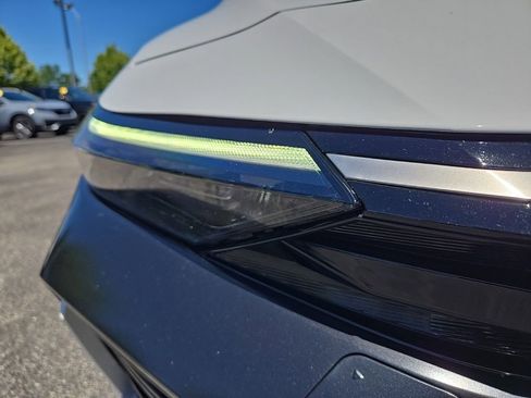 Certified 2025 Hyundai Elantra N FWD image 21