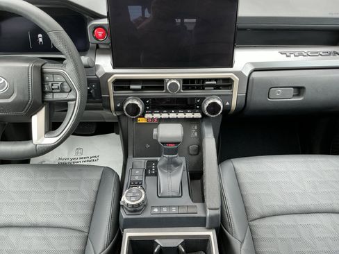 Used 2024 Toyota Tacoma TRD Off-Road w/ TRD Off Road Premium Package AWD/4WD image 11